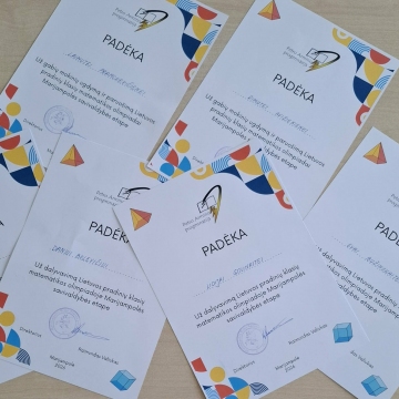 Kovo 25 dieną 3-ios ir 4-os klasių mokiniai dalyvavo Lietuvos pradinių klasių matematikos olimpiados Marijampolės savivaldybės etape