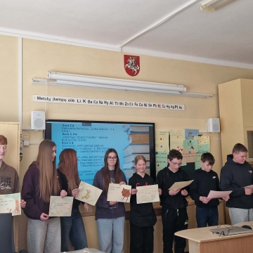 Saulėtą kovo 10-osios popietę visi susibūrė bendrai veiklai: užbaigti Lietuvių kalbos savaitę, prisiminti gimtosios šalies istoriją, pasidžiaugti, kad gyvename laisvoje Lietuvoje.